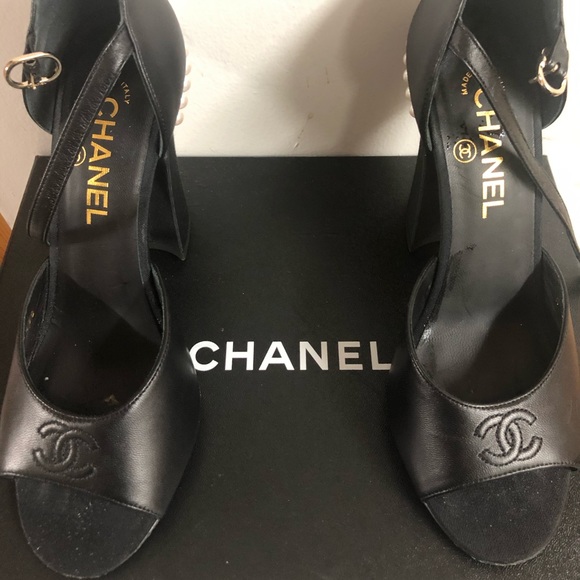 CHANEL Shoes - ❤️❤️❤️CHANEL❤️❤️❤️